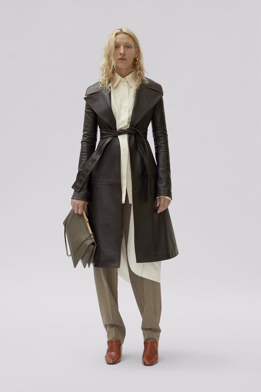 Fashion Week Paris Pre-Fall 2017 look 16 from the Celine collection womenswear