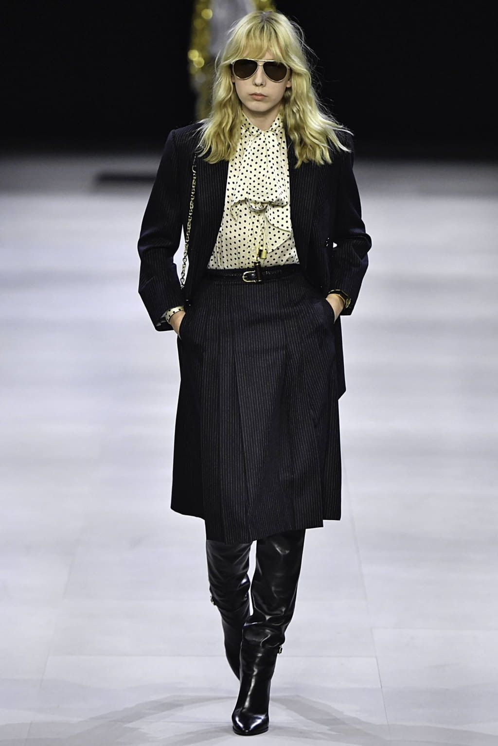 Fashion Week Paris Fall/Winter 2019 look 15 from the Celine collection womenswear