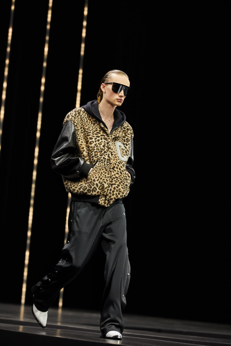 Fashion Week Paris Fall/Winter 2022 look 46 from the Celine collection 男装