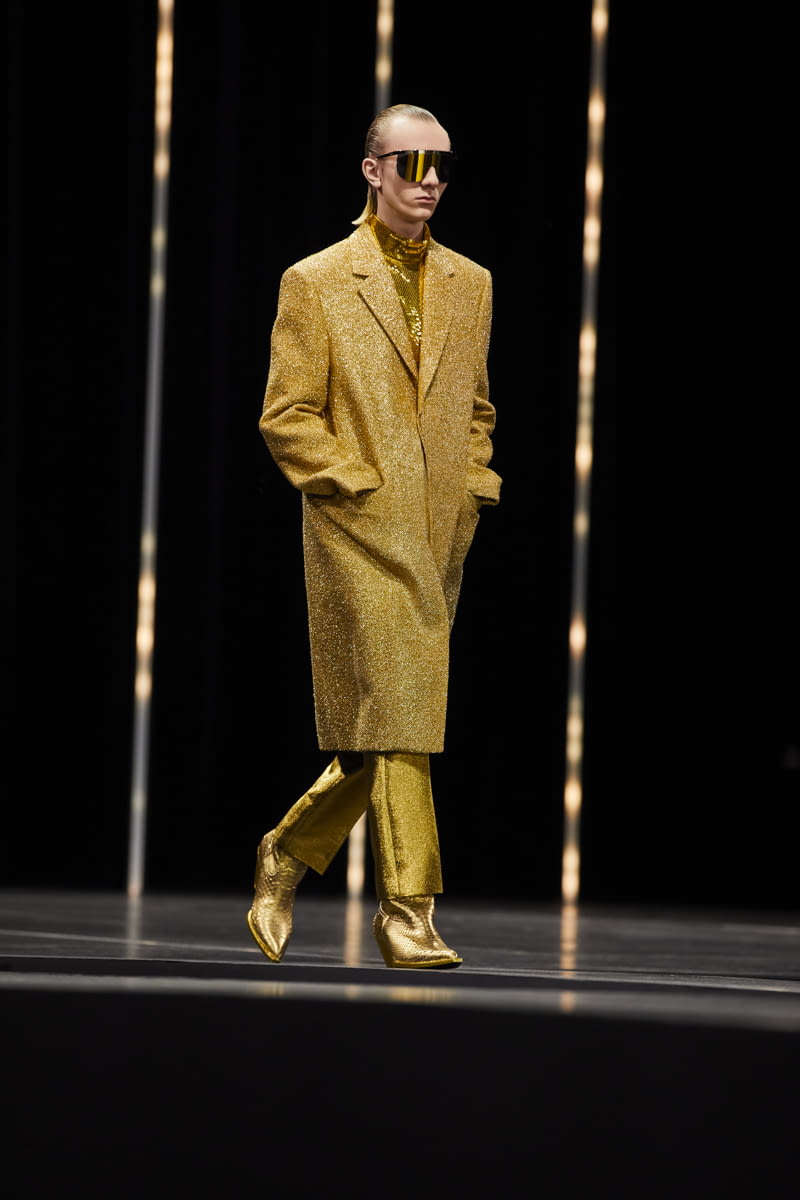 Fashion Week Paris Fall/Winter 2022 look 58 from the Celine collection menswear