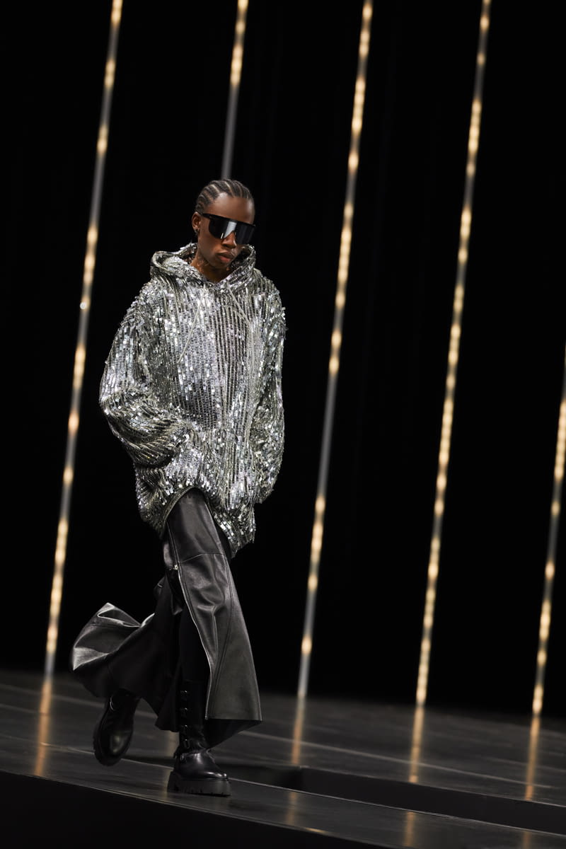 Fashion Week Paris Fall/Winter 2022 look 29 de la collection Celine menswear
