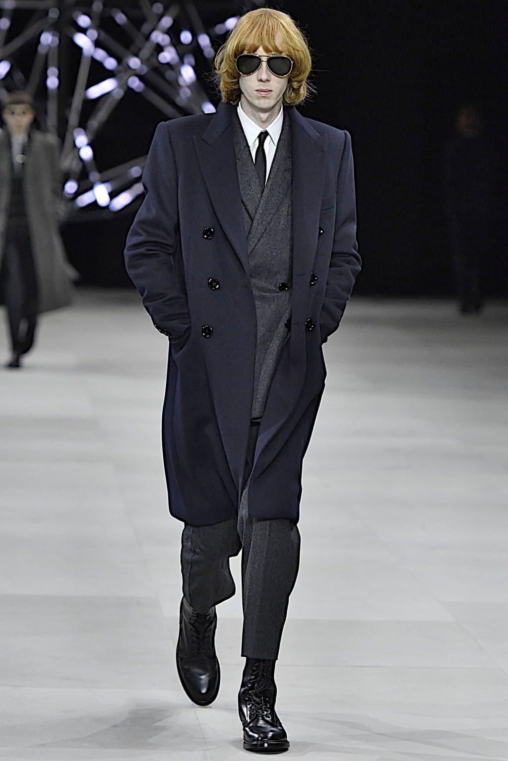 Fashion Week Paris Fall/Winter 2019 look 6 from the Celine collection menswear