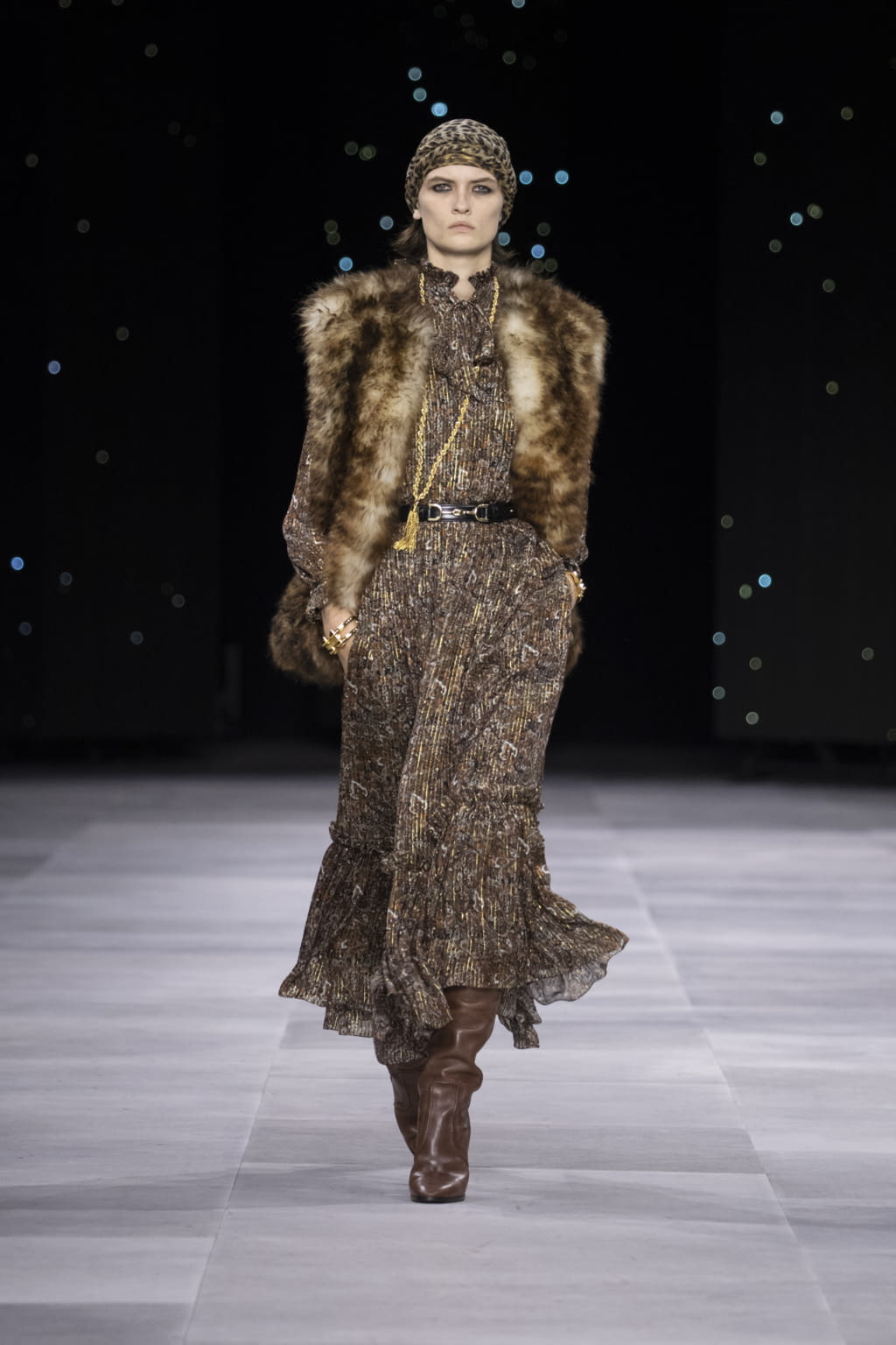 Fashion Week Paris Spring/Summer 2020 look 23 de la collection Celine womenswear