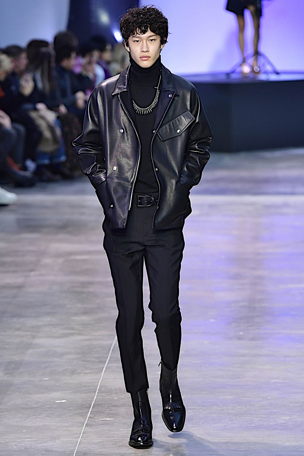Fashion Week Paris Fall/Winter 2019 look 3 from the Cerruti 1881 collection 男装