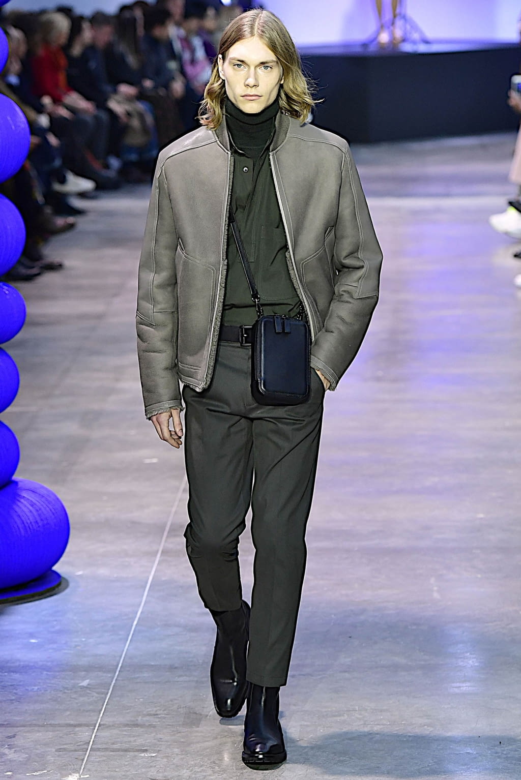 Fashion Week Paris Fall/Winter 2019 look 15 from the Cerruti 1881 collection 男装