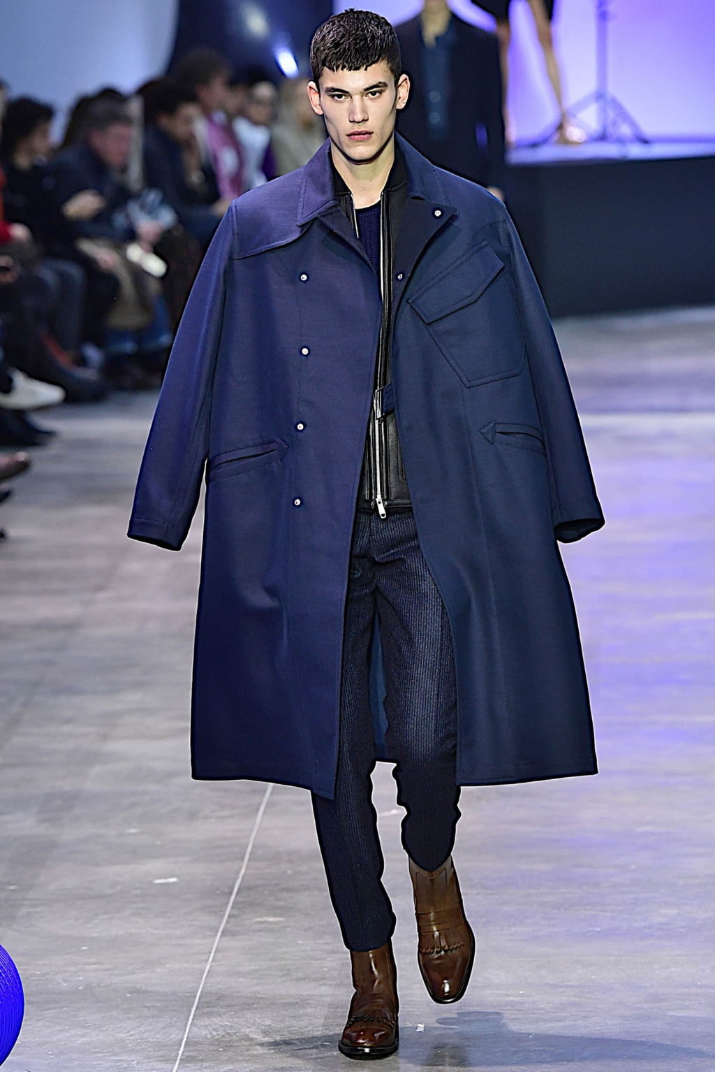 Fashion Week Paris Fall/Winter 2019 look 27 from the Cerruti 1881 collection menswear