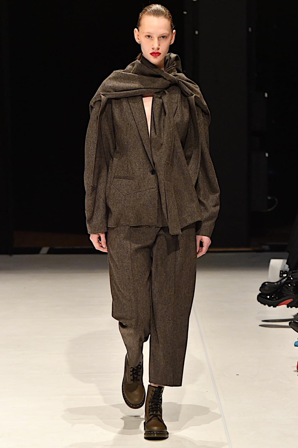 Fashion Week London Fall/Winter 2020 look 11 from the Chalayan collection womenswear