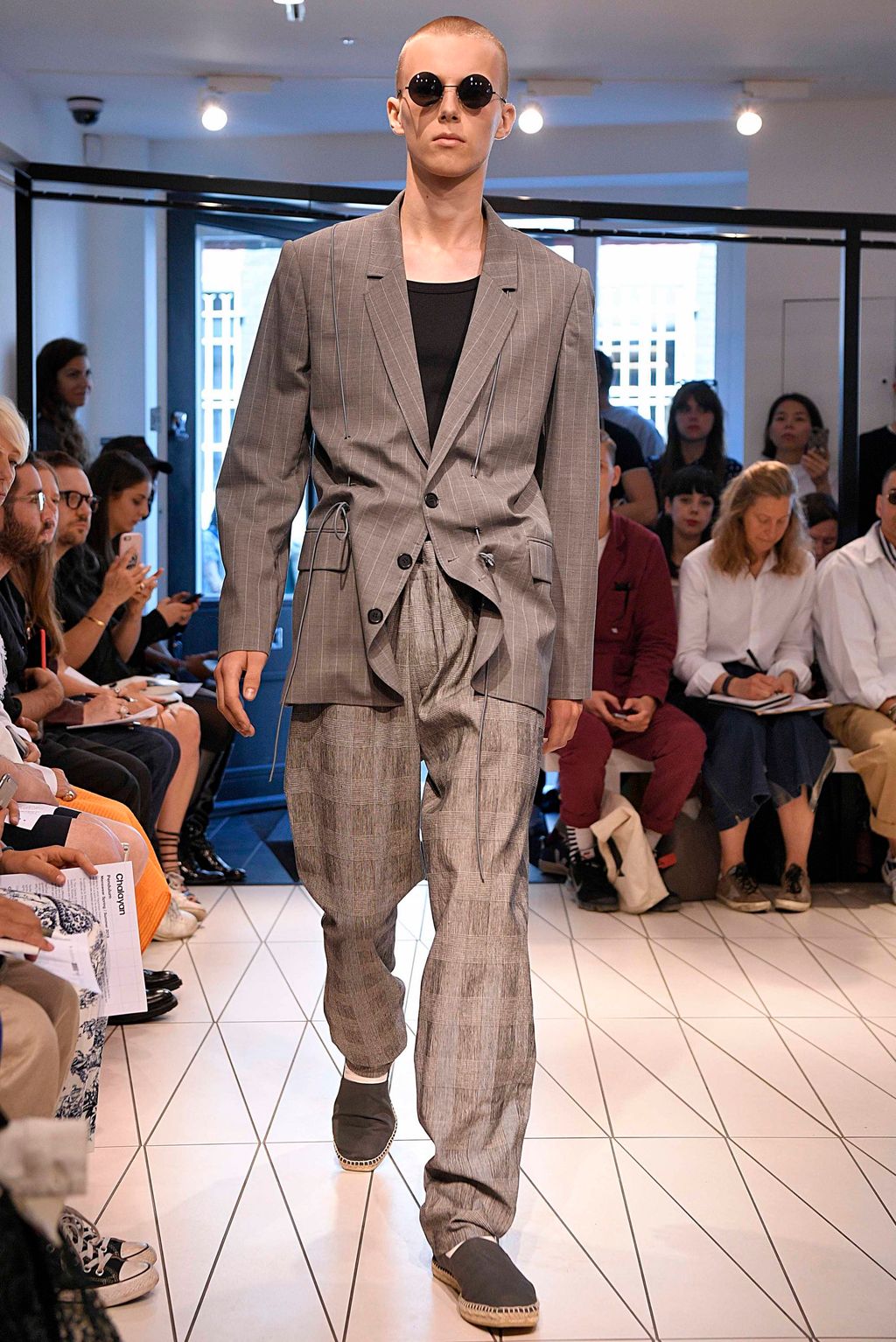 Fashion Week London Spring/Summer 2019 look 15 from the Chalayan collection menswear