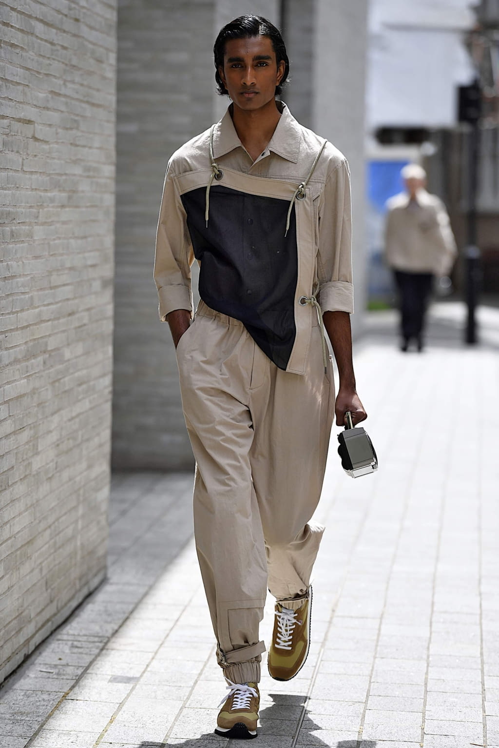 Fashion Week London Spring/Summer 2020 look 6 from the Chalayan collection menswear