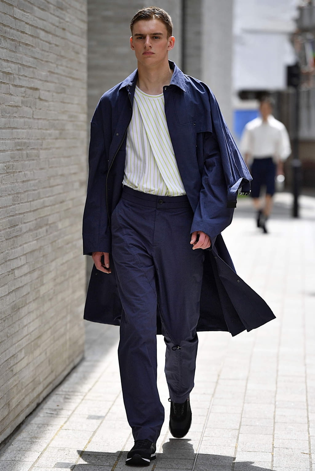 Fashion Week London Spring/Summer 2020 look 18 from the Chalayan collection menswear