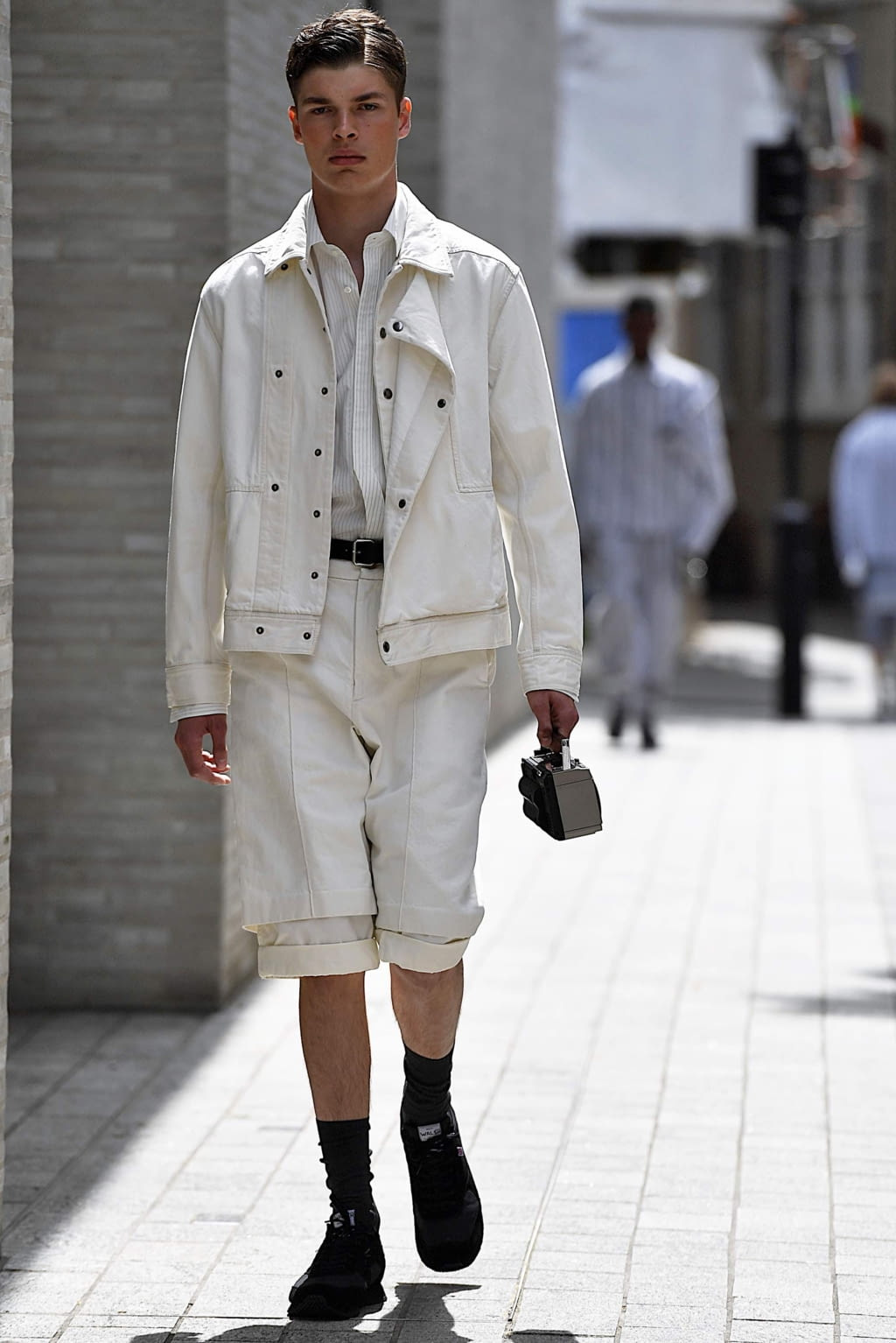 Fashion Week London Spring/Summer 2020 look 24 from the Chalayan collection menswear