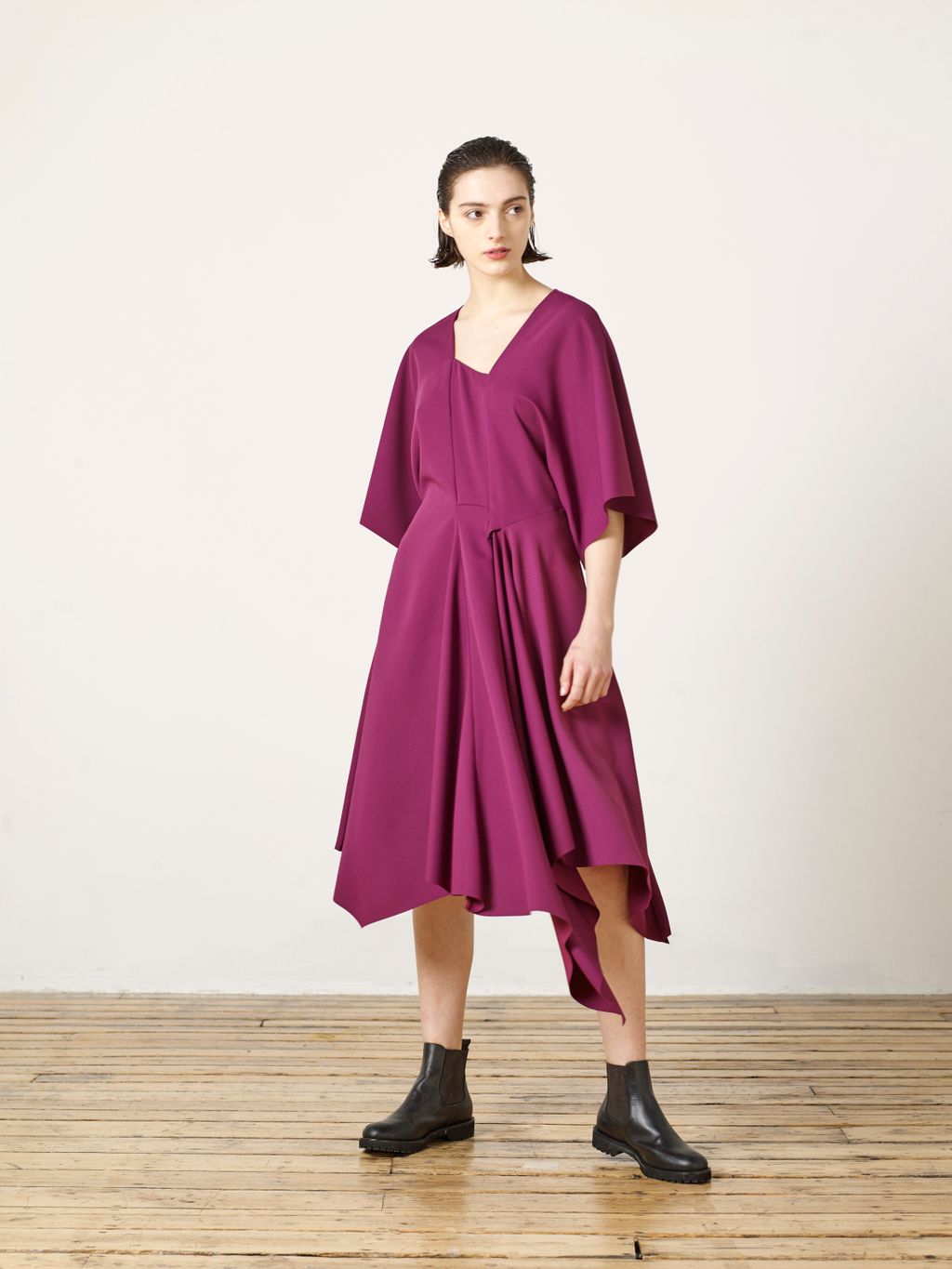 Fashion Week London Pre-Fall 2019 look 3 from the Chalayan collection womenswear