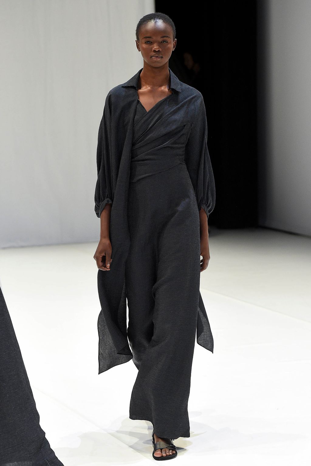 Fashion Week London Spring/Summer 2018 look 11 from the Chalayan collection womenswear