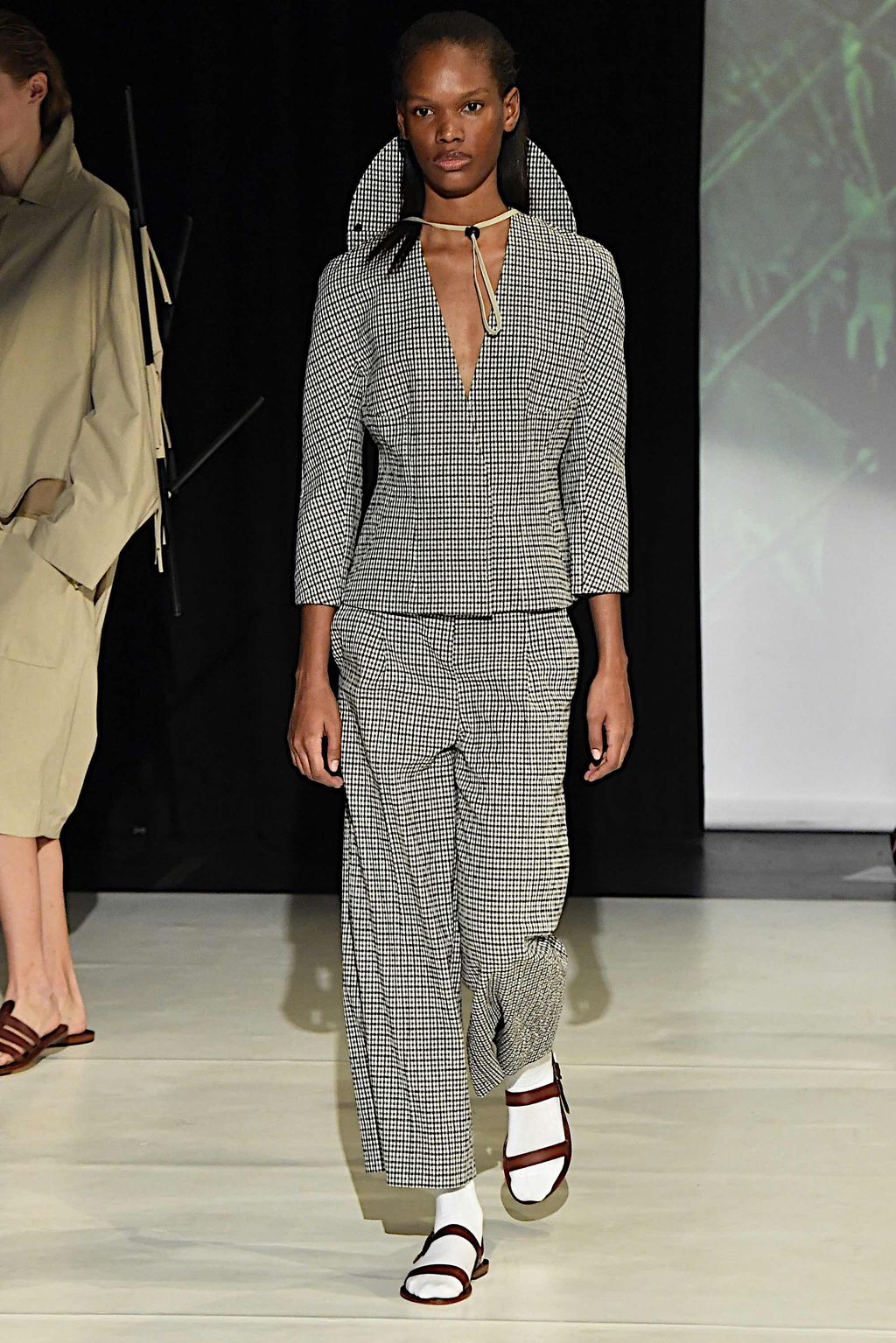 Fashion Week London Spring/Summer 2020 look 10 from the Chalayan collection womenswear