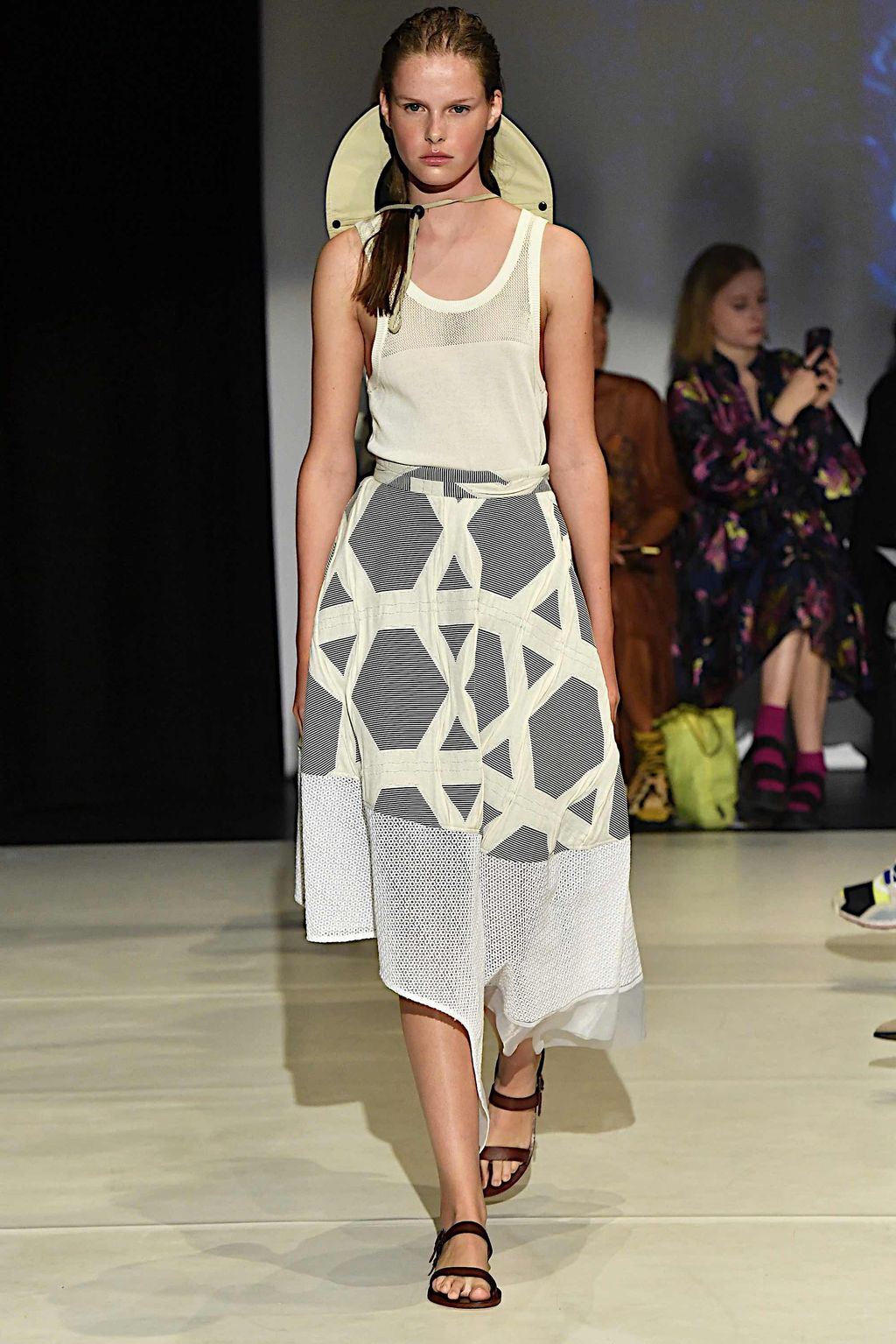 Fashion Week London Spring/Summer 2020 look 28 from the Chalayan collection womenswear