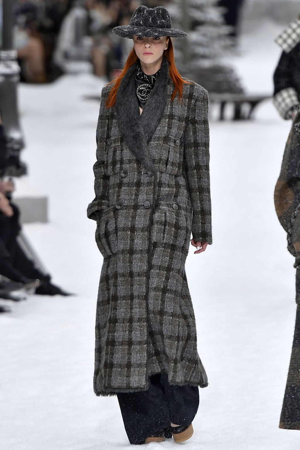 Fashion Week Paris Fall/Winter 2019 look 5 from the Chanel collection 女装