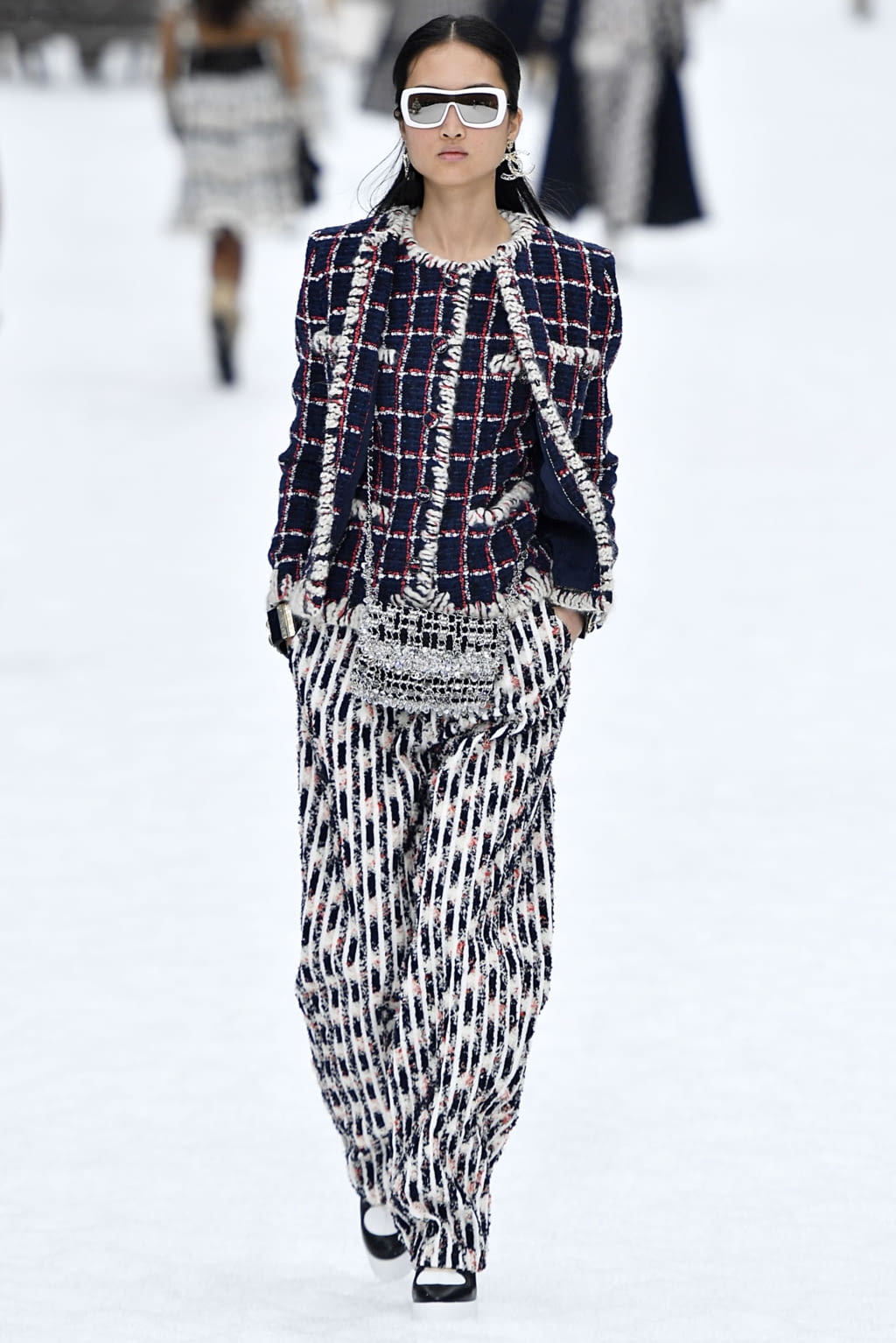 Fashion Week Paris Fall/Winter 2019 look 29 de la collection Chanel womenswear