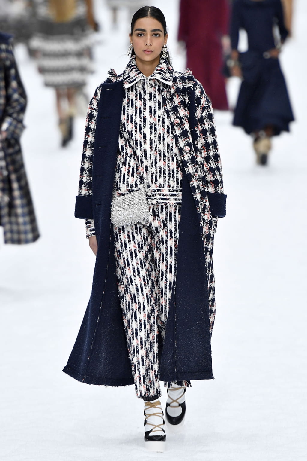 Fashion Week Paris Fall/Winter 2019 look 31 de la collection Chanel womenswear