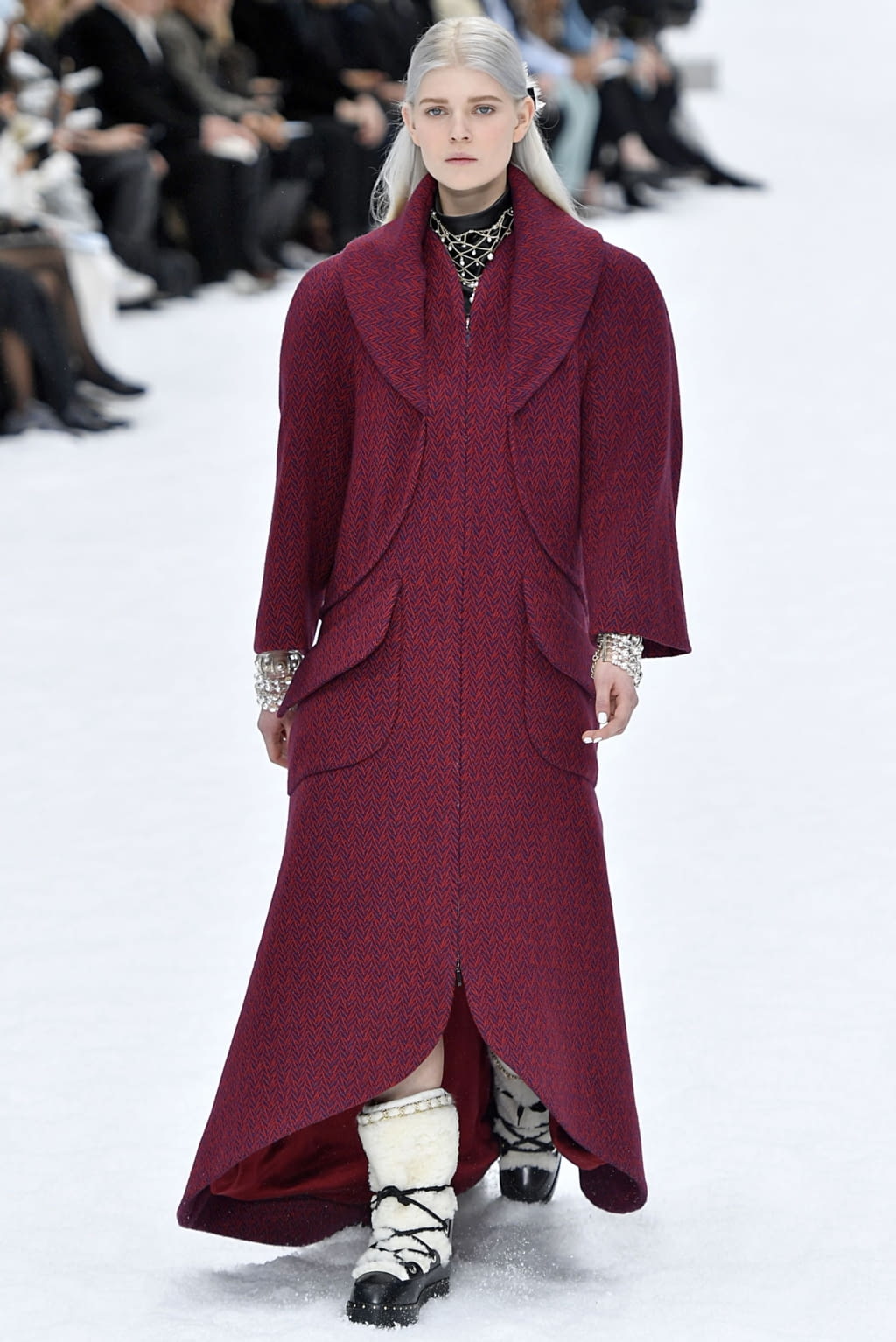 Fashion Week Paris Fall/Winter 2019 look 34 from the Chanel collection 女装