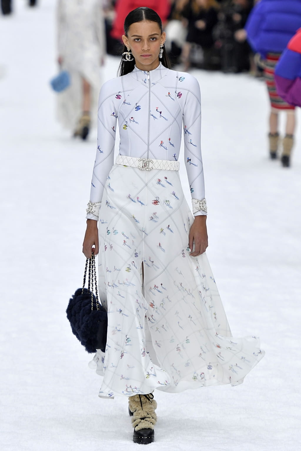 Fashion Week Paris Fall/Winter 2019 look 50 from the Chanel collection 女装
