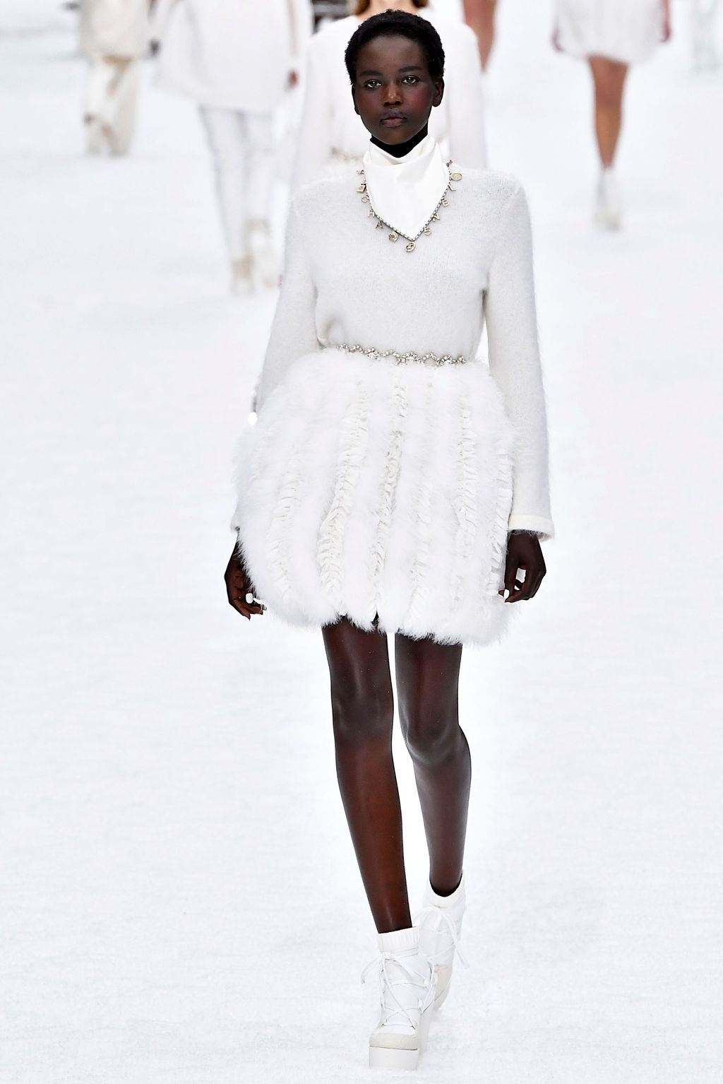 Fashion Week Paris Fall/Winter 2019 look 68 de la collection Chanel womenswear