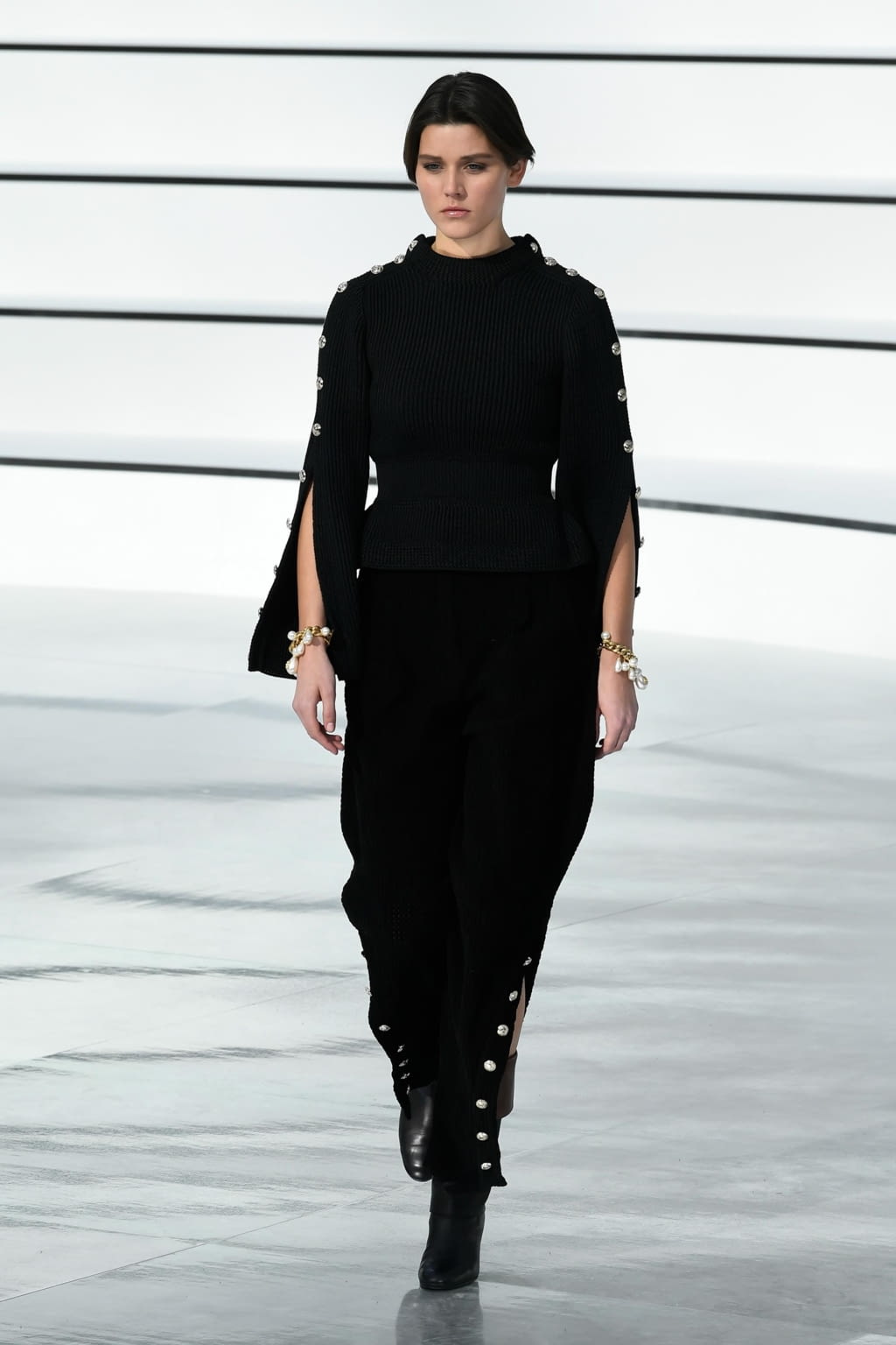 Fashion Week Paris Fall/Winter 2020 look 50 de la collection Chanel womenswear