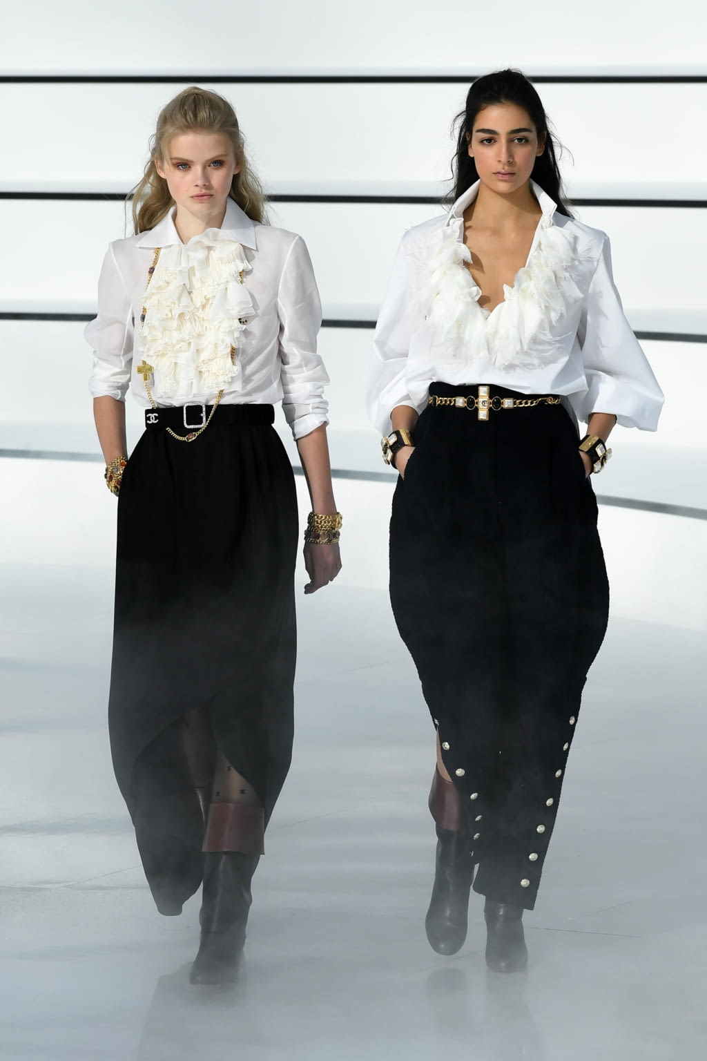 Fashion Week Paris Fall/Winter 2020 look 67 de la collection Chanel womenswear