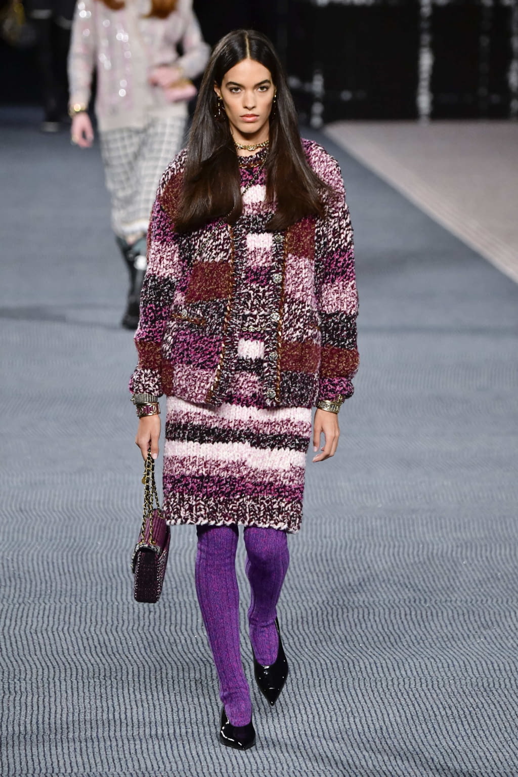 Fashion Week Paris Fall/Winter 2022 look 25 from the Chanel collection 女装