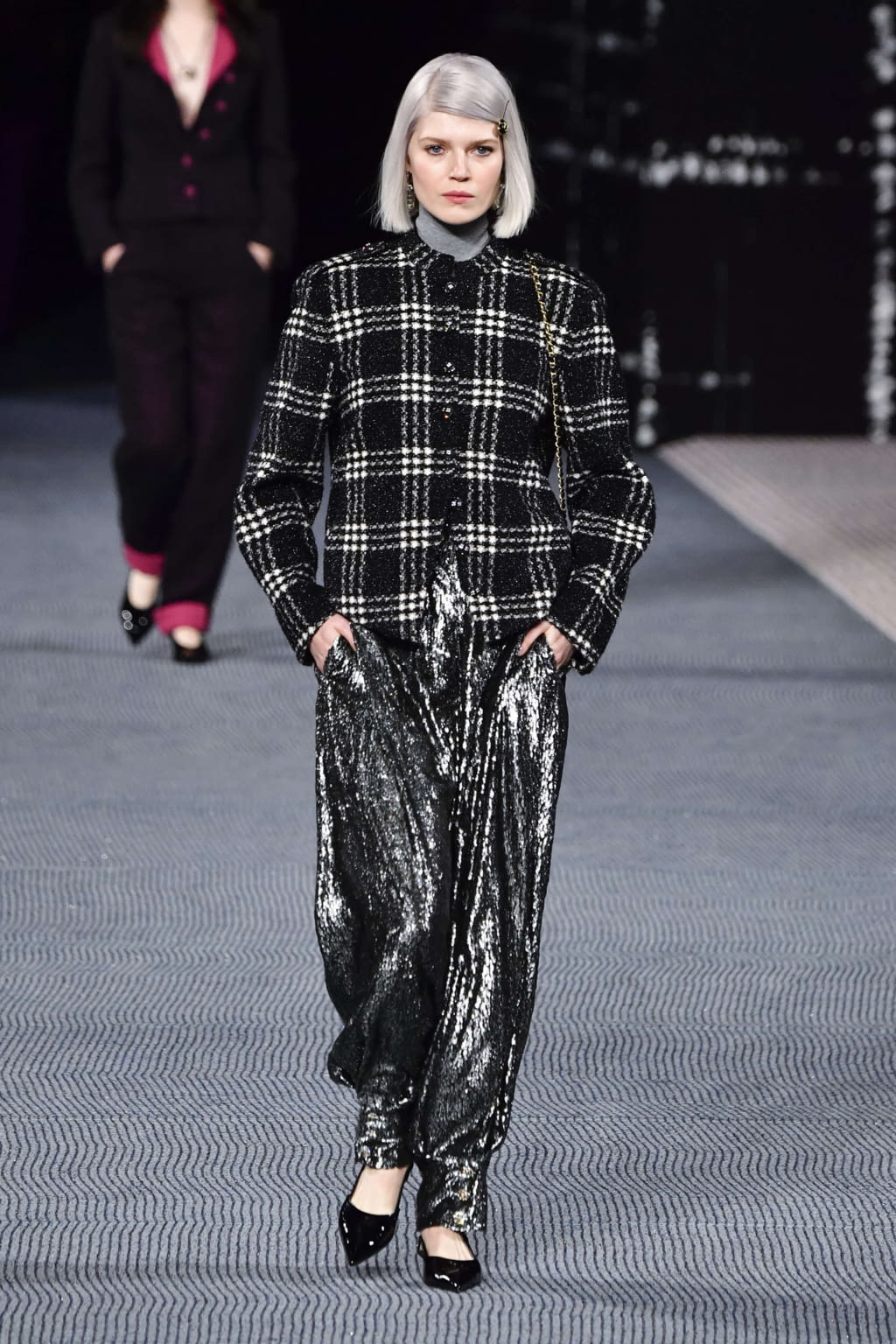 Chanel FW22 womenswear #44 - Tagwalk: The Fashion Search Engine