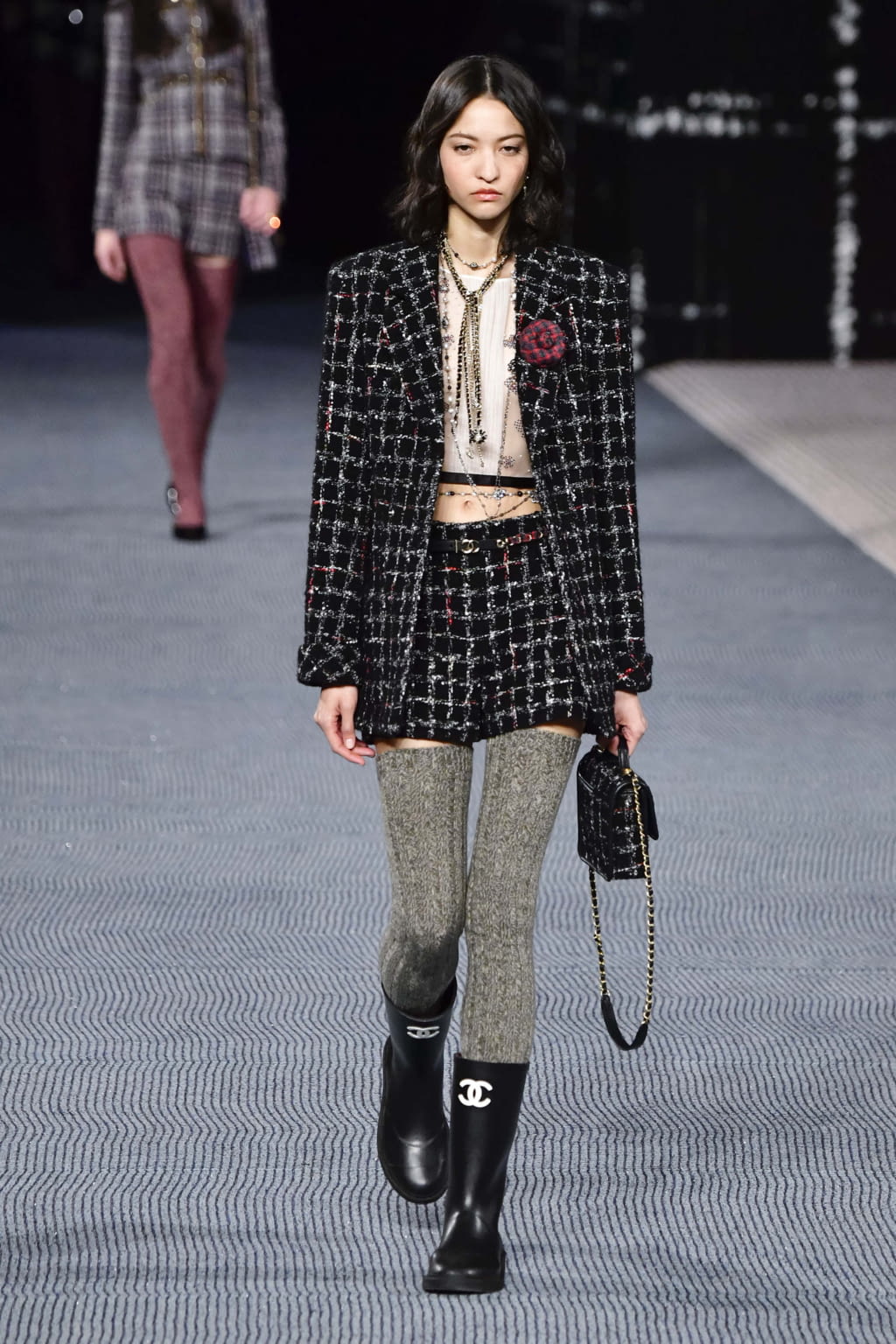 Fashion Week Paris Fall/Winter 2022 look 53 de la collection Chanel womenswear