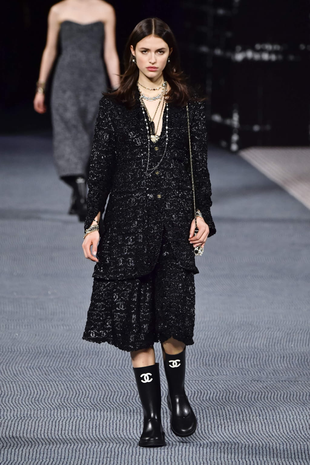 Fashion Week Paris Fall/Winter 2022 look 58 de la collection Chanel womenswear