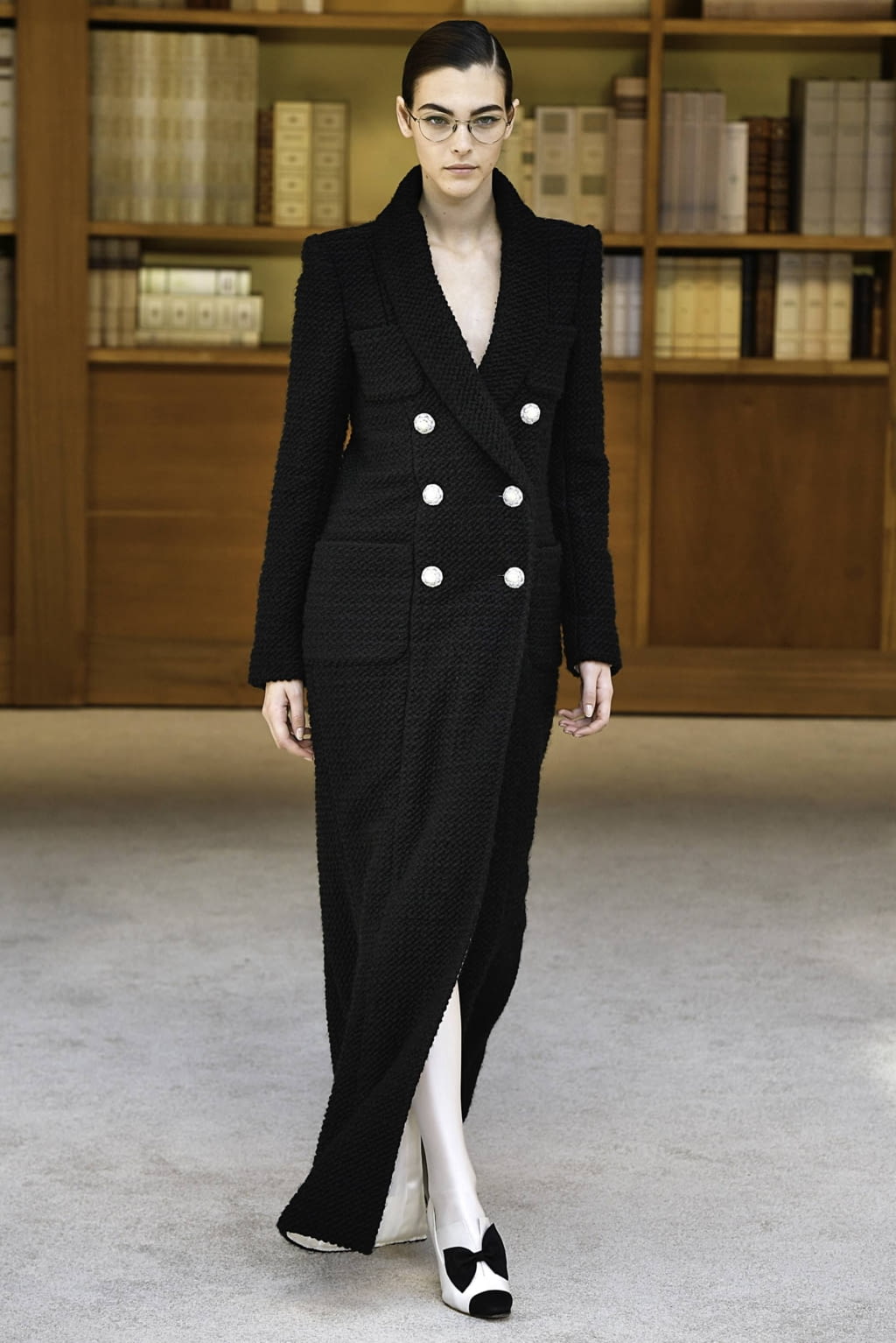 Fashion Week Paris Fall/Winter 2019 look 5 from the Chanel collection 高级定制