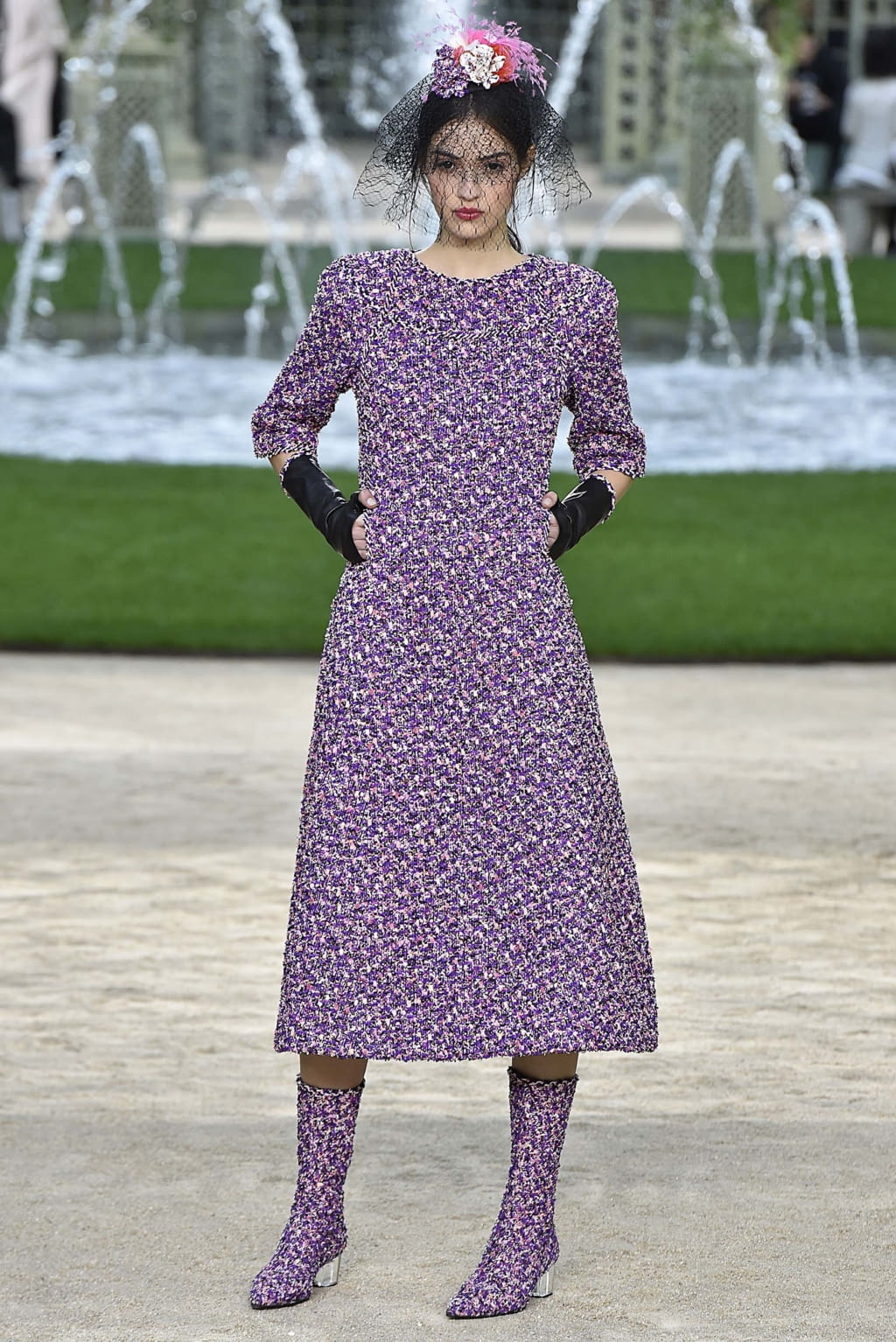 Fashion Week Paris Spring/Summer 2018 look 3 from the Chanel collection couture