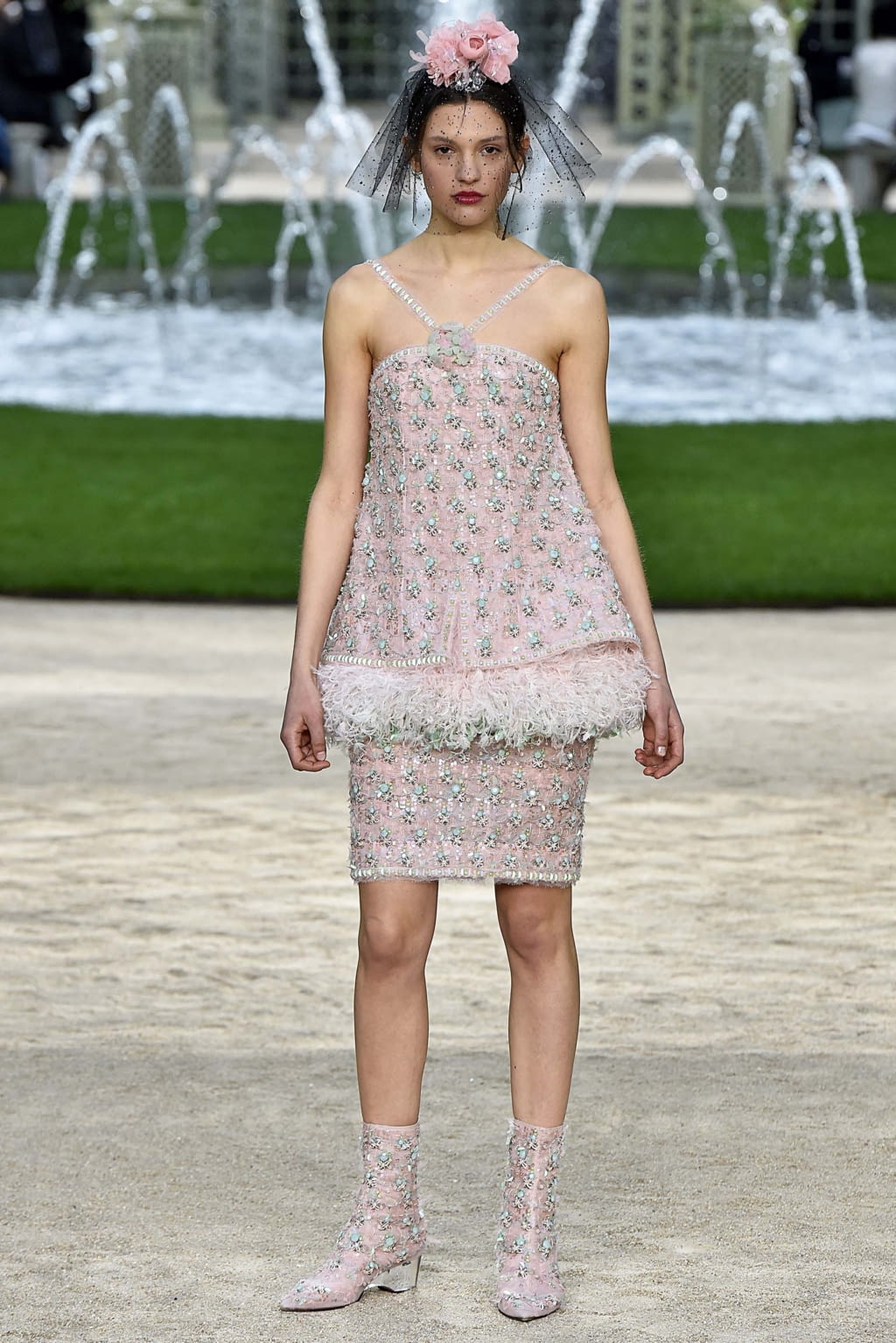 Fashion Week Paris Spring/Summer 2018 look 49 from the Chanel collection 高级定制