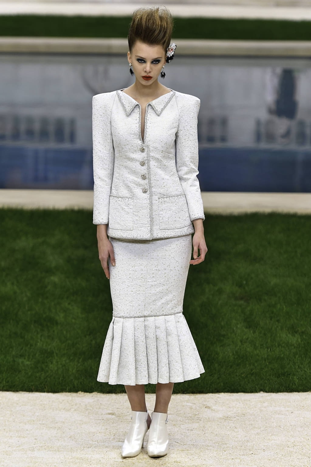 Fashion Week Paris Spring/Summer 2019 look 8 from the Chanel collection 高级定制