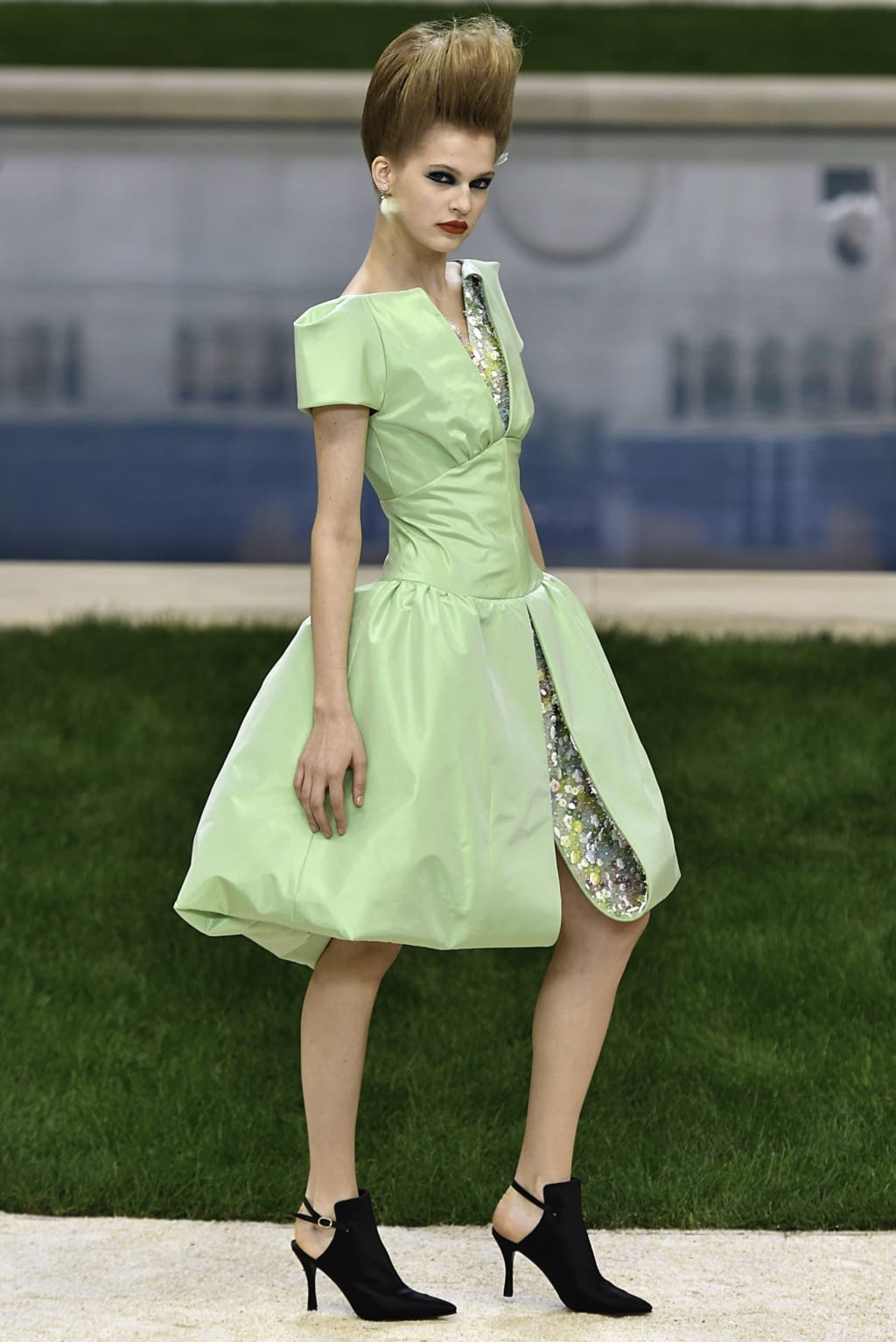 Fashion Week Paris Spring/Summer 2019 look 23 from the Chanel collection 高级定制