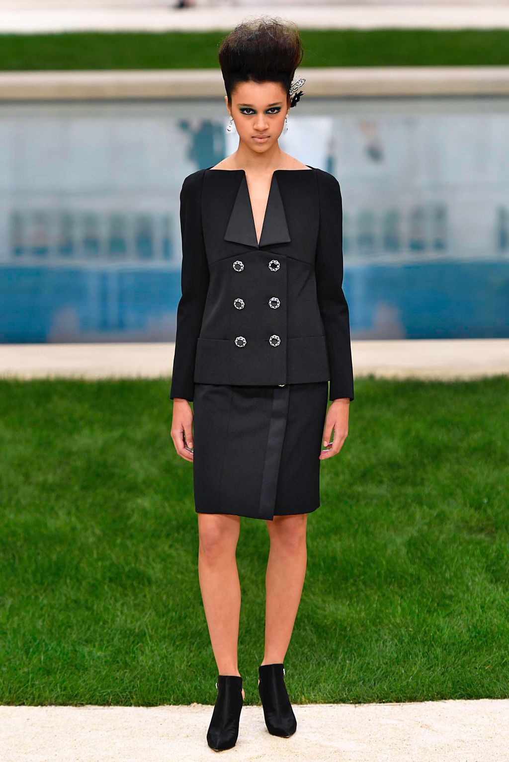 Fashion Week Paris Spring/Summer 2019 look 30 de la collection Chanel couture