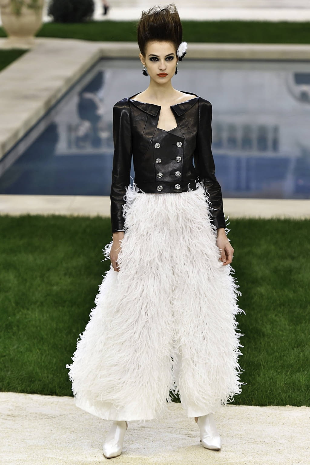Fashion Week Paris Spring/Summer 2019 look 32 from the Chanel collection 高级定制