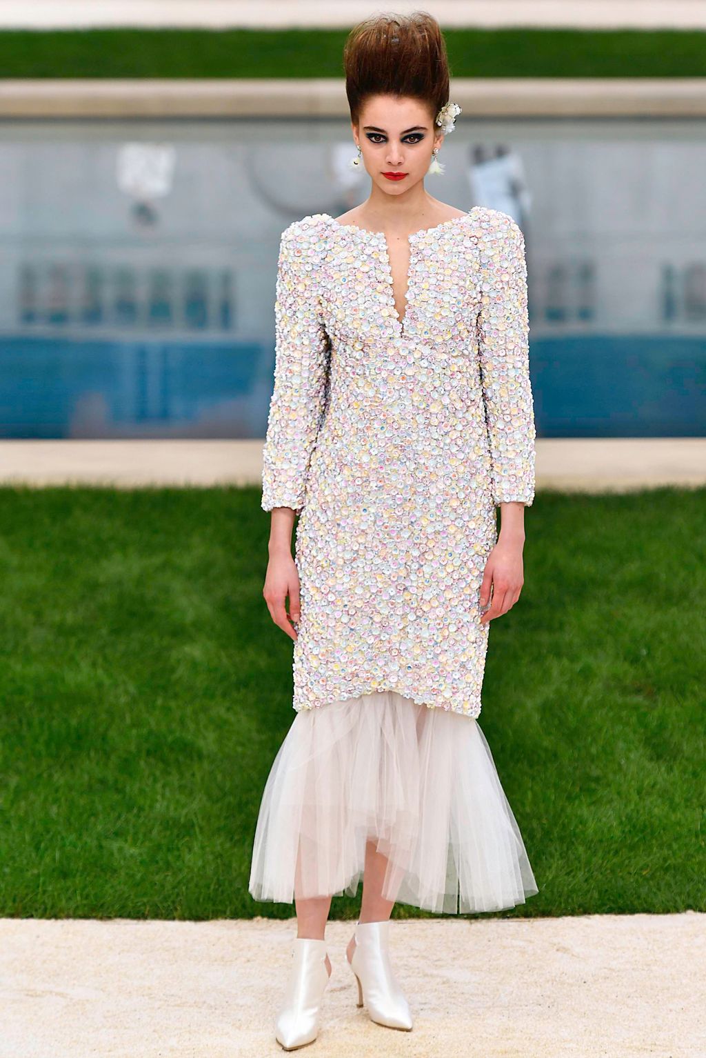 Fashion Week Paris Spring/Summer 2019 look 38 from the Chanel collection couture
