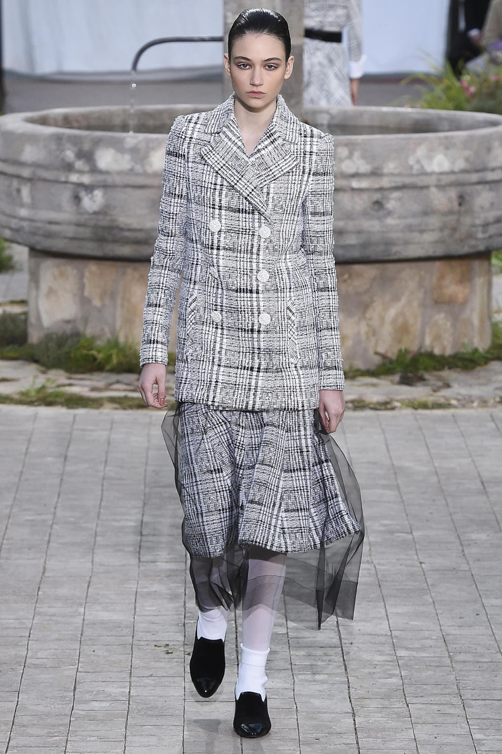 Fashion Week Paris Spring/Summer 2020 look 9 from the Chanel collection 高级定制