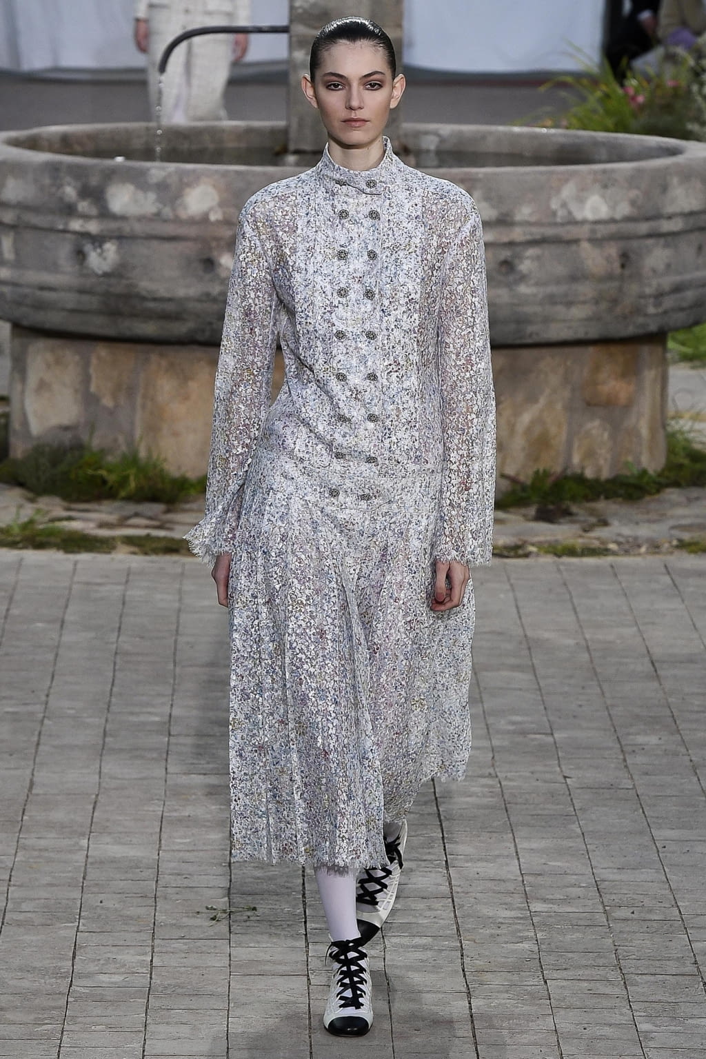 Fashion Week Paris Spring/Summer 2020 look 25 from the Chanel collection 高级定制