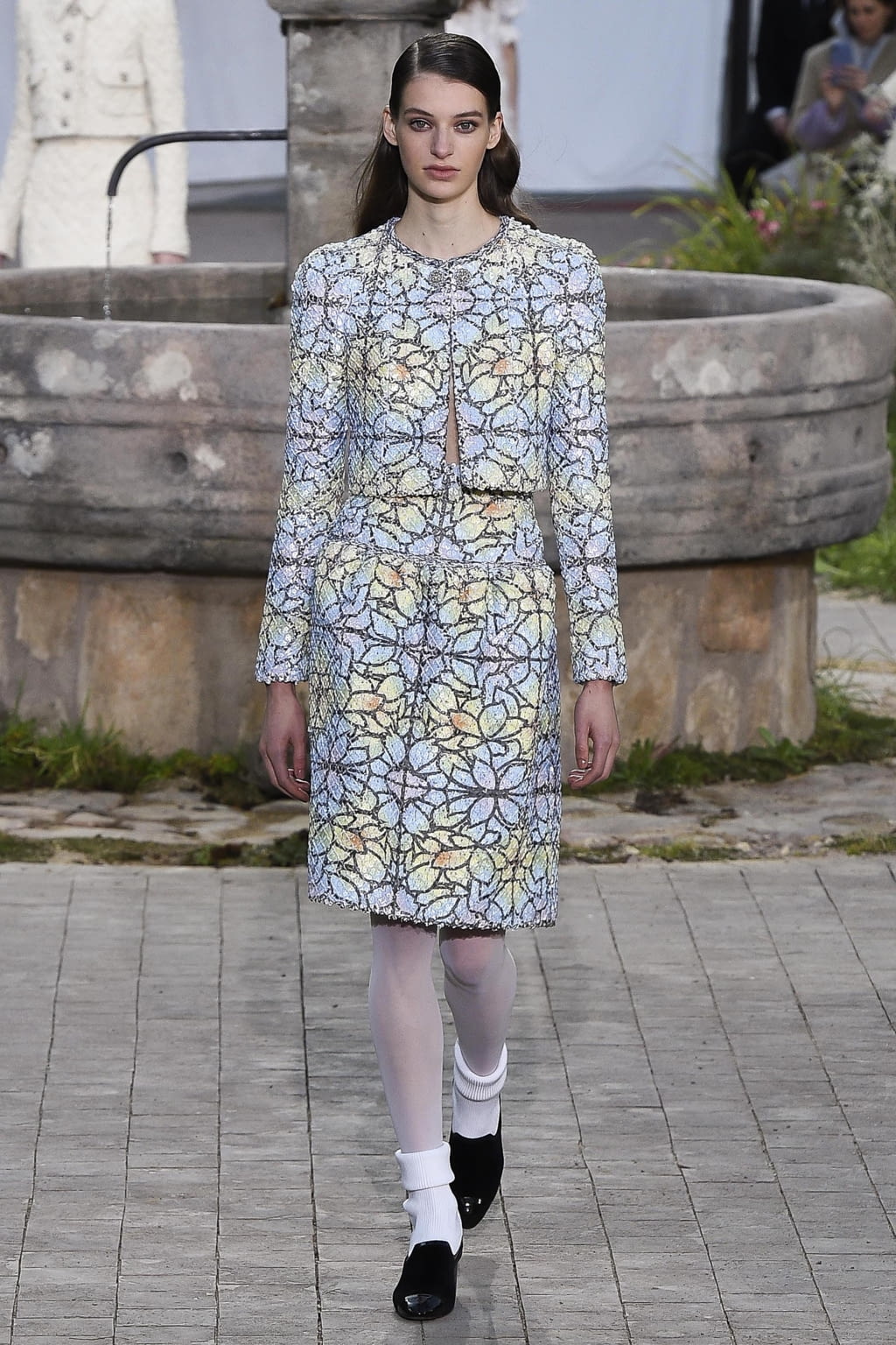 Fashion Week Paris Spring/Summer 2020 look 32 from the Chanel collection couture