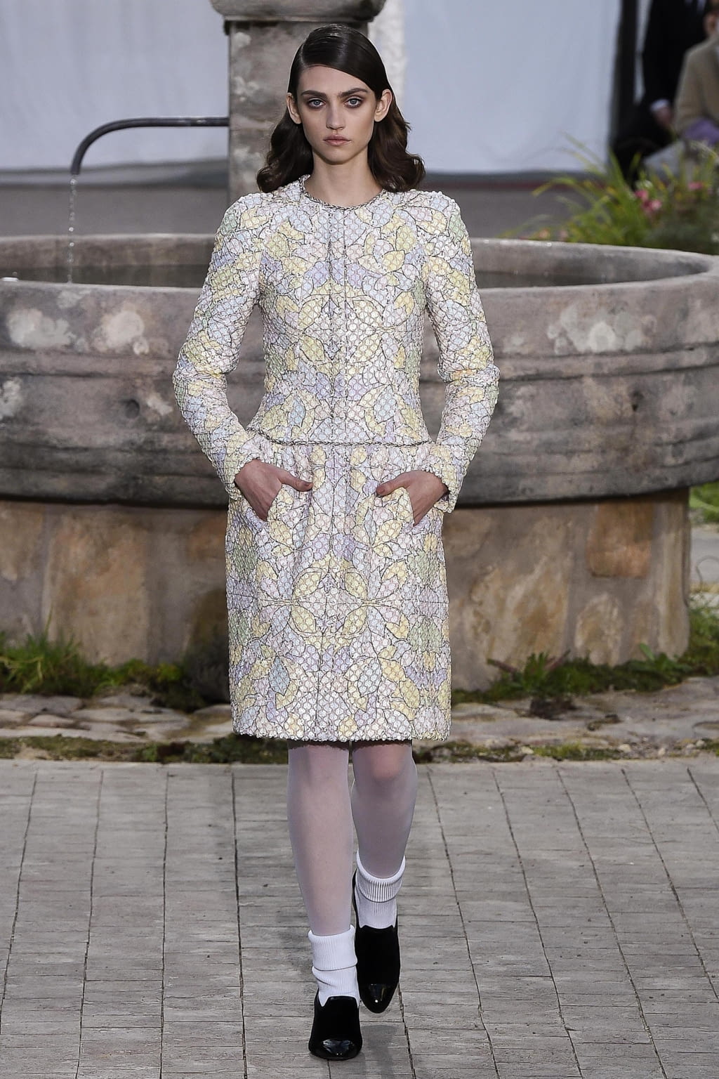 Fashion Week Paris Spring/Summer 2020 look 33 from the Chanel collection 高级定制