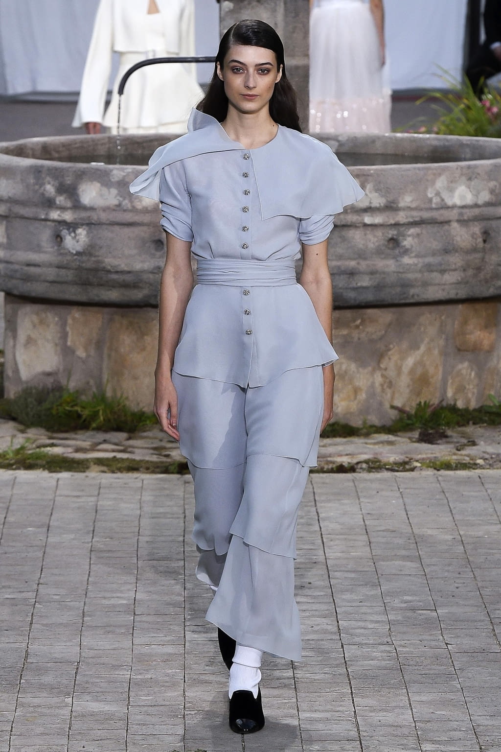 Fashion Week Paris Spring/Summer 2020 look 45 from the Chanel collection couture