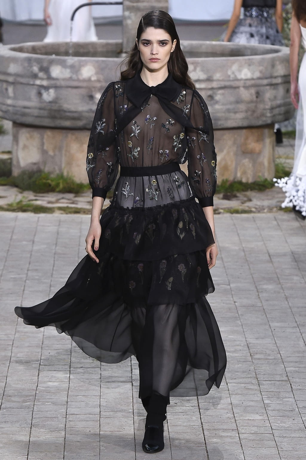 Fashion Week Paris Spring/Summer 2020 look 51 from the Chanel collection couture