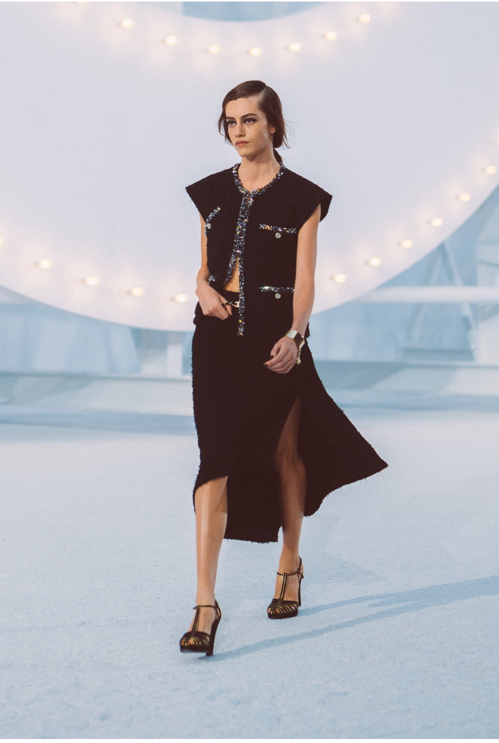 Fashion Week Paris Spring/Summer 2021 look 43 from the Chanel collection womenswear
