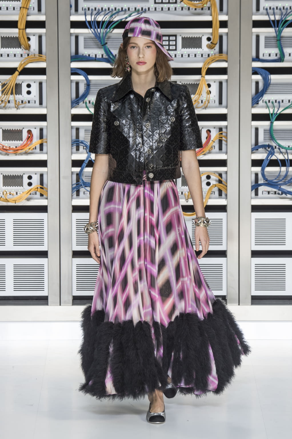 Fashion Week Paris Spring/Summer 2017 look 45 from the Chanel collection womenswear