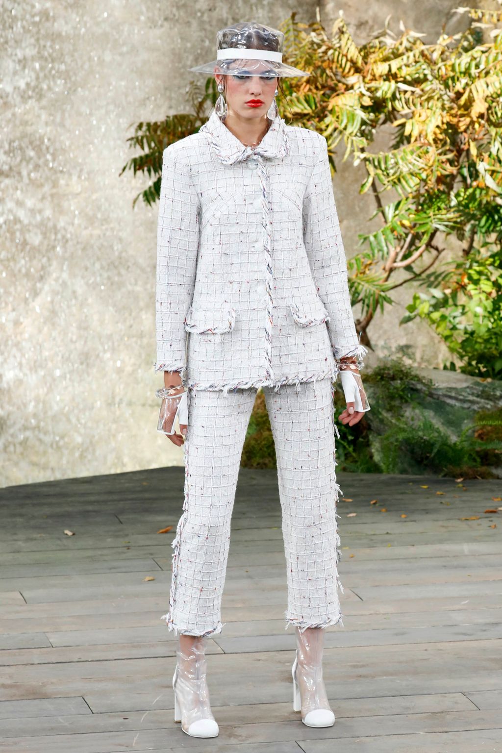Fashion Week Paris Spring/Summer 2018 look 41 from the Chanel collection 女装