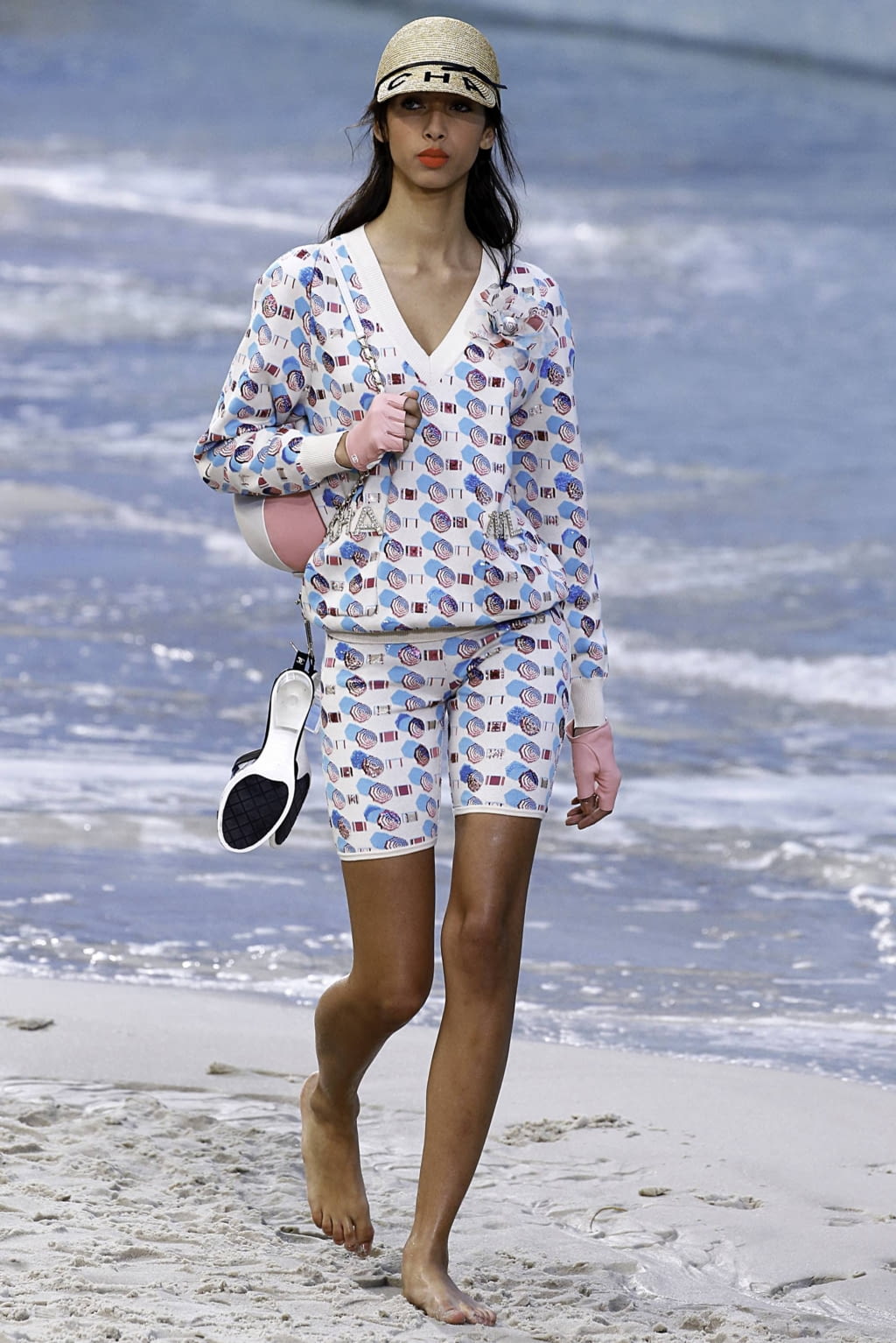 Fashion Week Paris Spring/Summer 2019 look 32 from the Chanel collection 女装