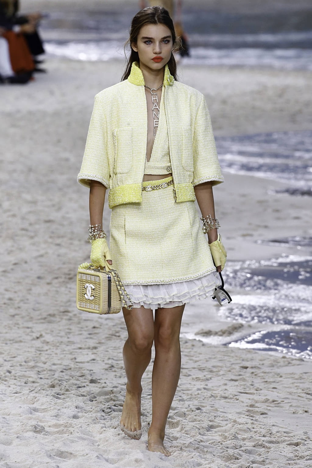 Fashion Week Paris Spring/Summer 2019 look 40 from the Chanel collection womenswear
